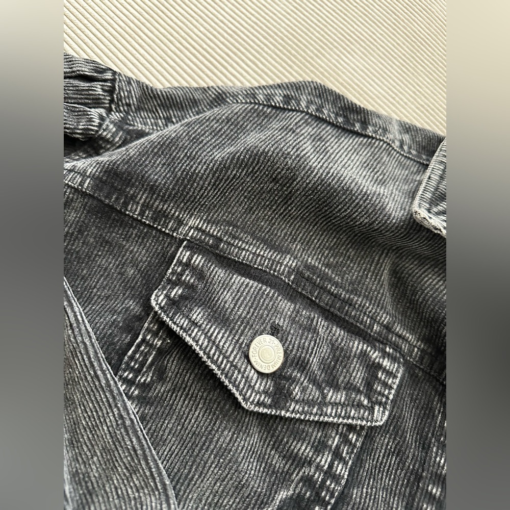 Jean jacket - Picture 3 of 4